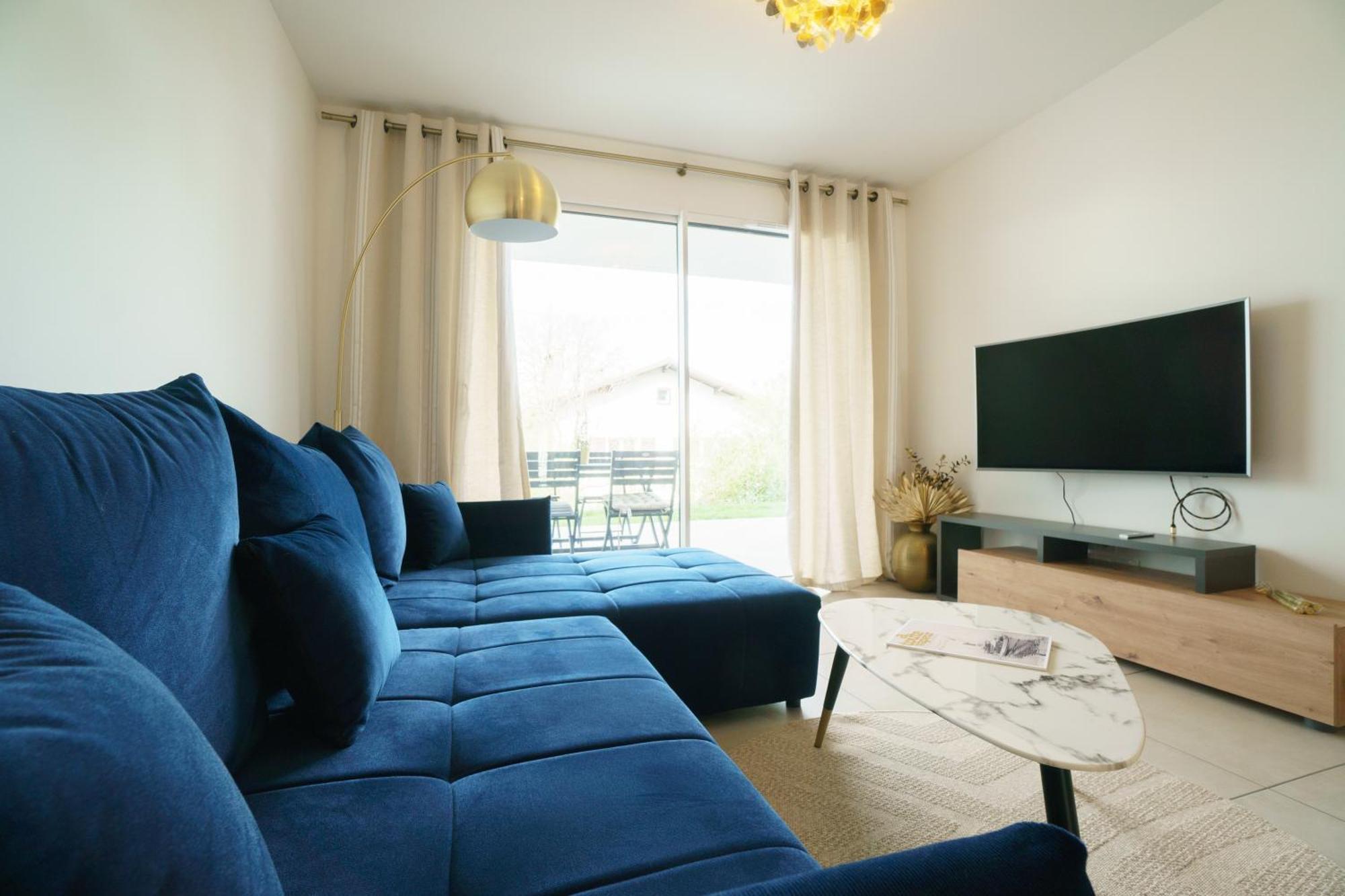 אוויאן-לה-באן Royal Park Lake View Apartment מראה חיצוני תמונה