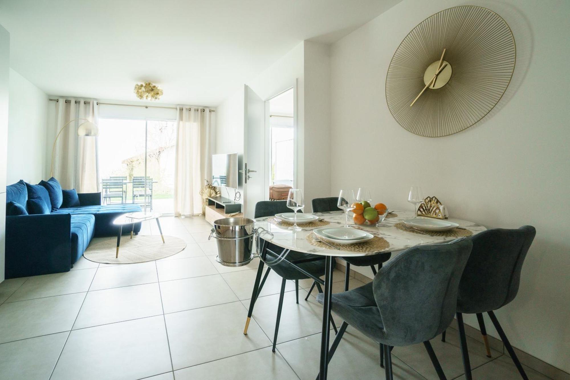 אוויאן-לה-באן Royal Park Lake View Apartment מראה חיצוני תמונה