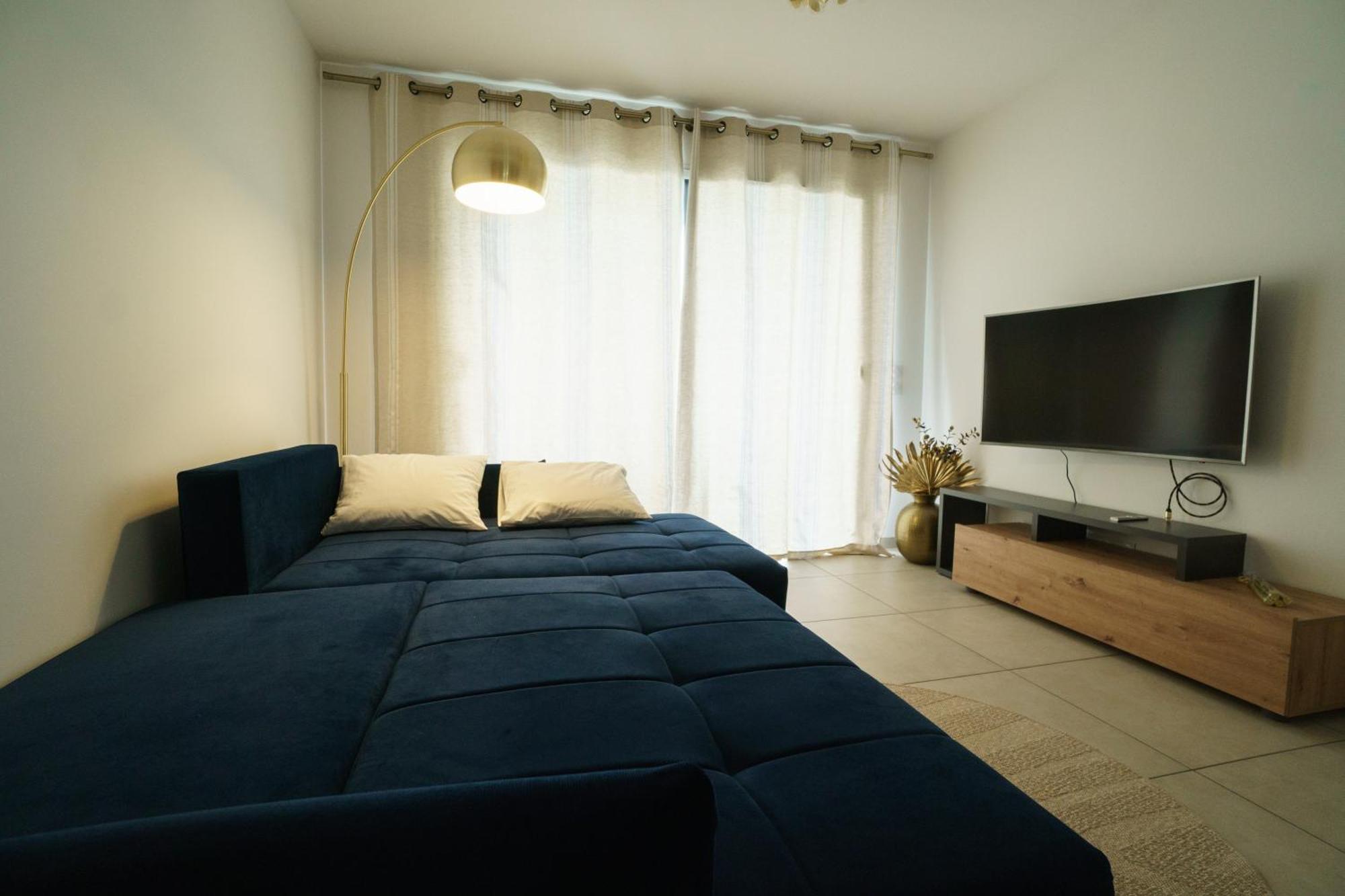 אוויאן-לה-באן Royal Park Lake View Apartment מראה חיצוני תמונה