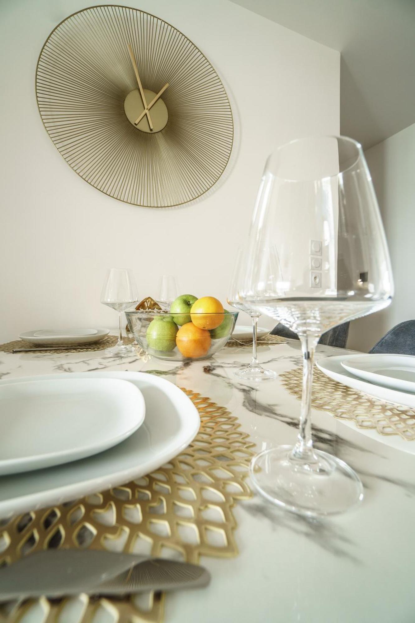 אוויאן-לה-באן Royal Park Lake View Apartment מראה חיצוני תמונה